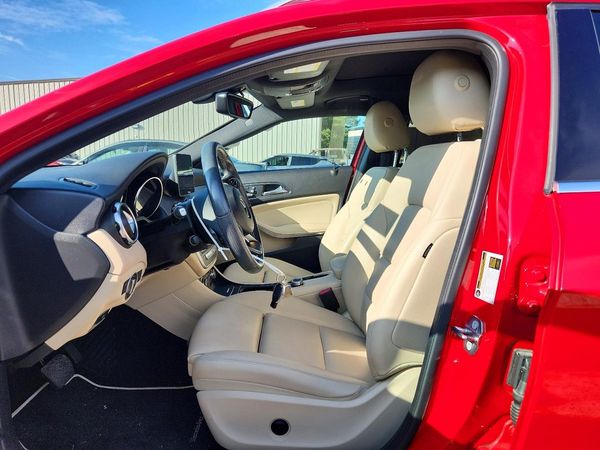 2019 MERCEDES-BENZ GLA GLA250
