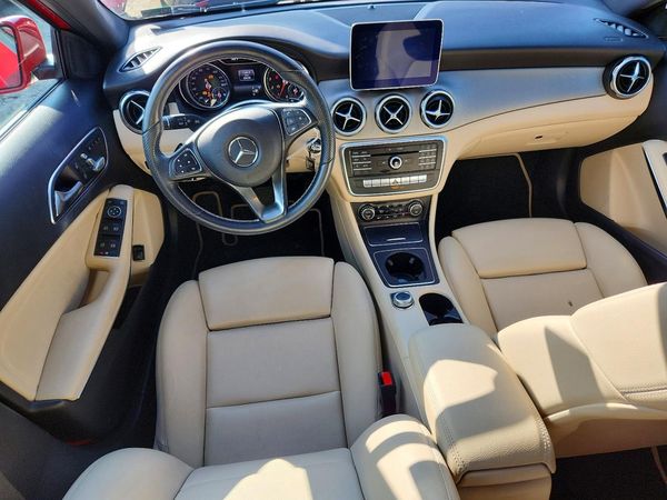 2019 MERCEDES-BENZ GLA GLA250
