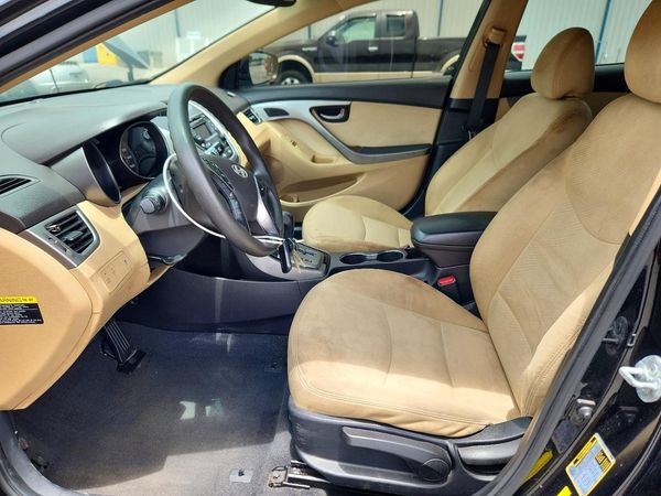 2013 HYUNDAI ELANTRA