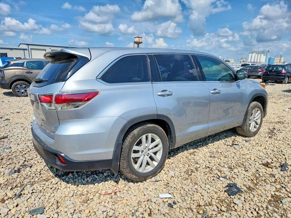 2015 TOYOTA HIGHLANDER