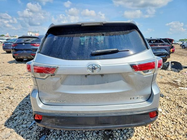 2015 TOYOTA HIGHLANDER