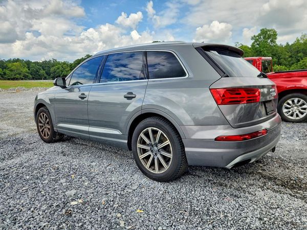 2017 AUDI Q7 quattro Premium