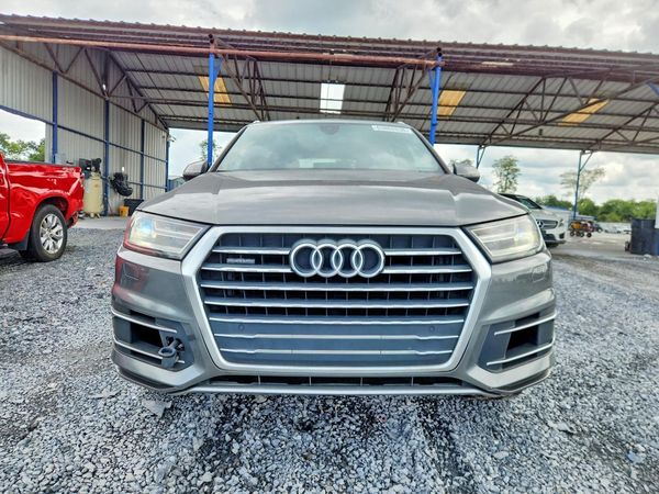 2017 AUDI Q7 quattro Premium
