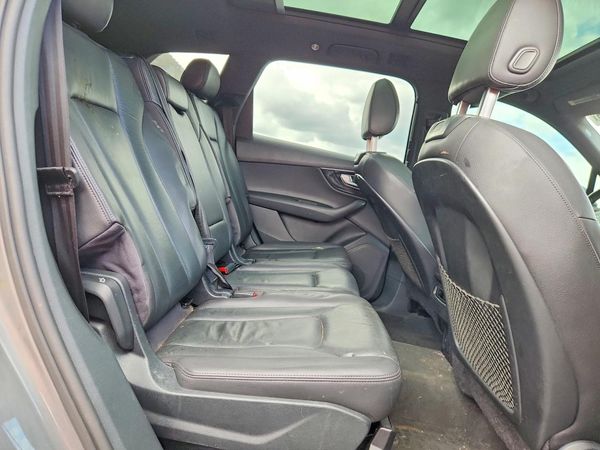 2017 AUDI Q7 quattro Premium