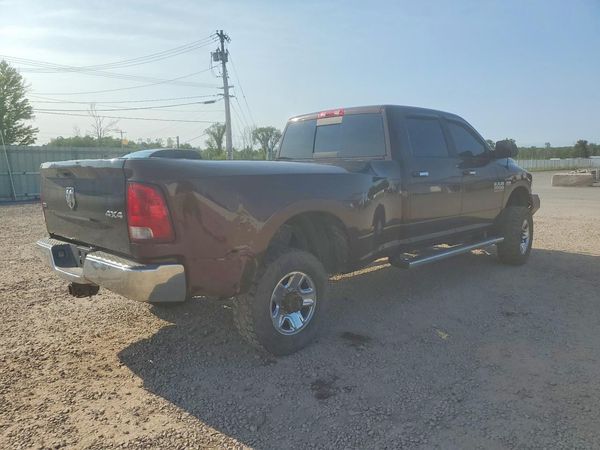 2014 RAM 3500 SLT CREW CAB 4X4