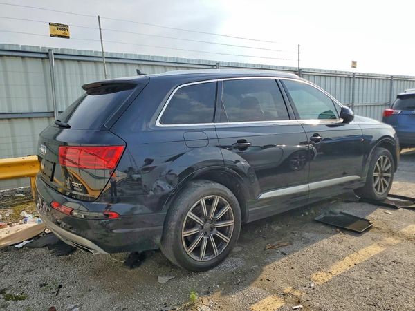 2017 AUDI Q7