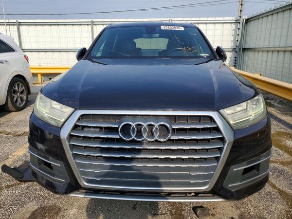 2017 AUDI Q7