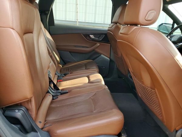 2017 AUDI Q7