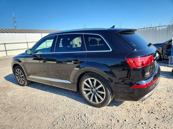 2017 AUDI Q7 quattro Premium Plus