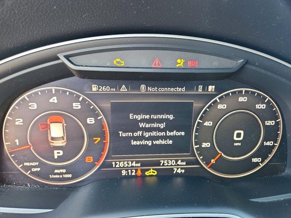 2017 AUDI Q7 quattro Premium Plus