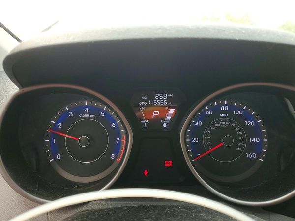 2013 HYUNDAI ELANTRA
