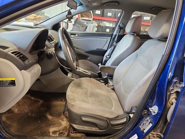 2015 HYUNDAI ACCENT GL(Middle-low)
