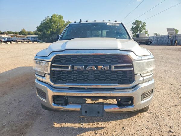 2021 RAM 3500 TRADESMAN CREW CAB 4X4
