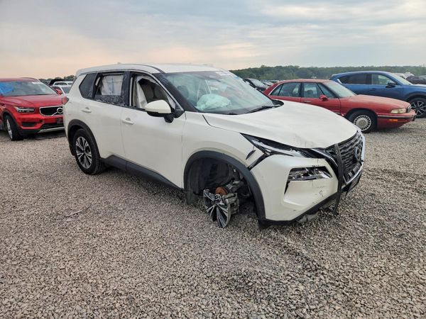 2023 NISSAN ROGUE SV — Passenger 3/4