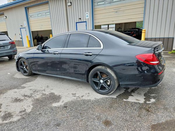2017 MERCEDES-BENZ E E300-4M