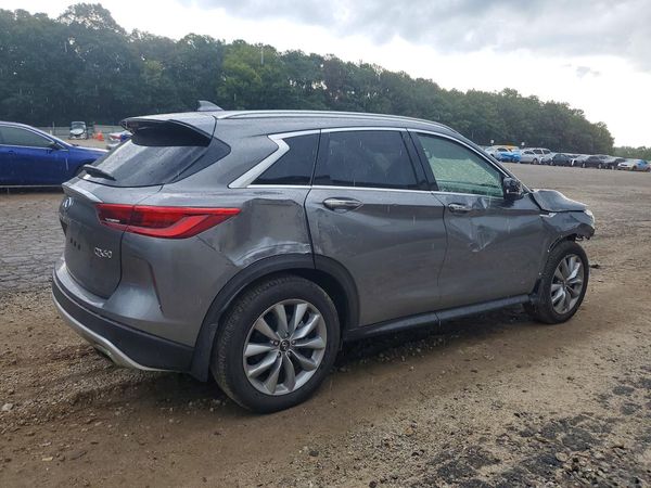 2021 INFINITI QX50 Essential