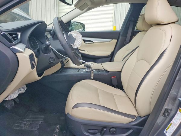 2021 INFINITI QX50 Essential
