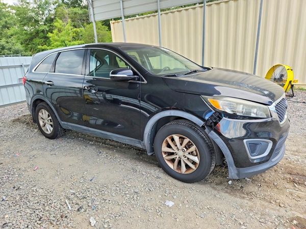 2016 KIA SORENTO L / LX