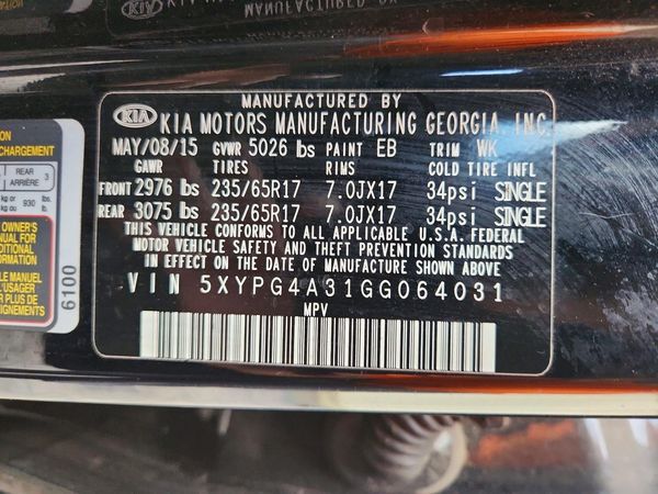 2016 KIA SORENTO L / LX