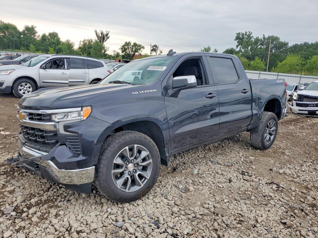 2024 CHEVROLET SILVERADO LT-L — Front 3/4