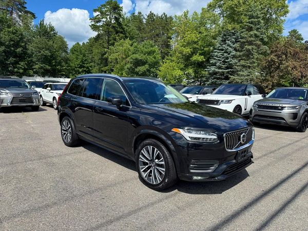 2022 VOLVO XC90 Momentum (excl S60)