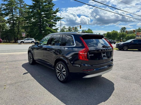 2022 VOLVO XC90 Momentum (excl S60)