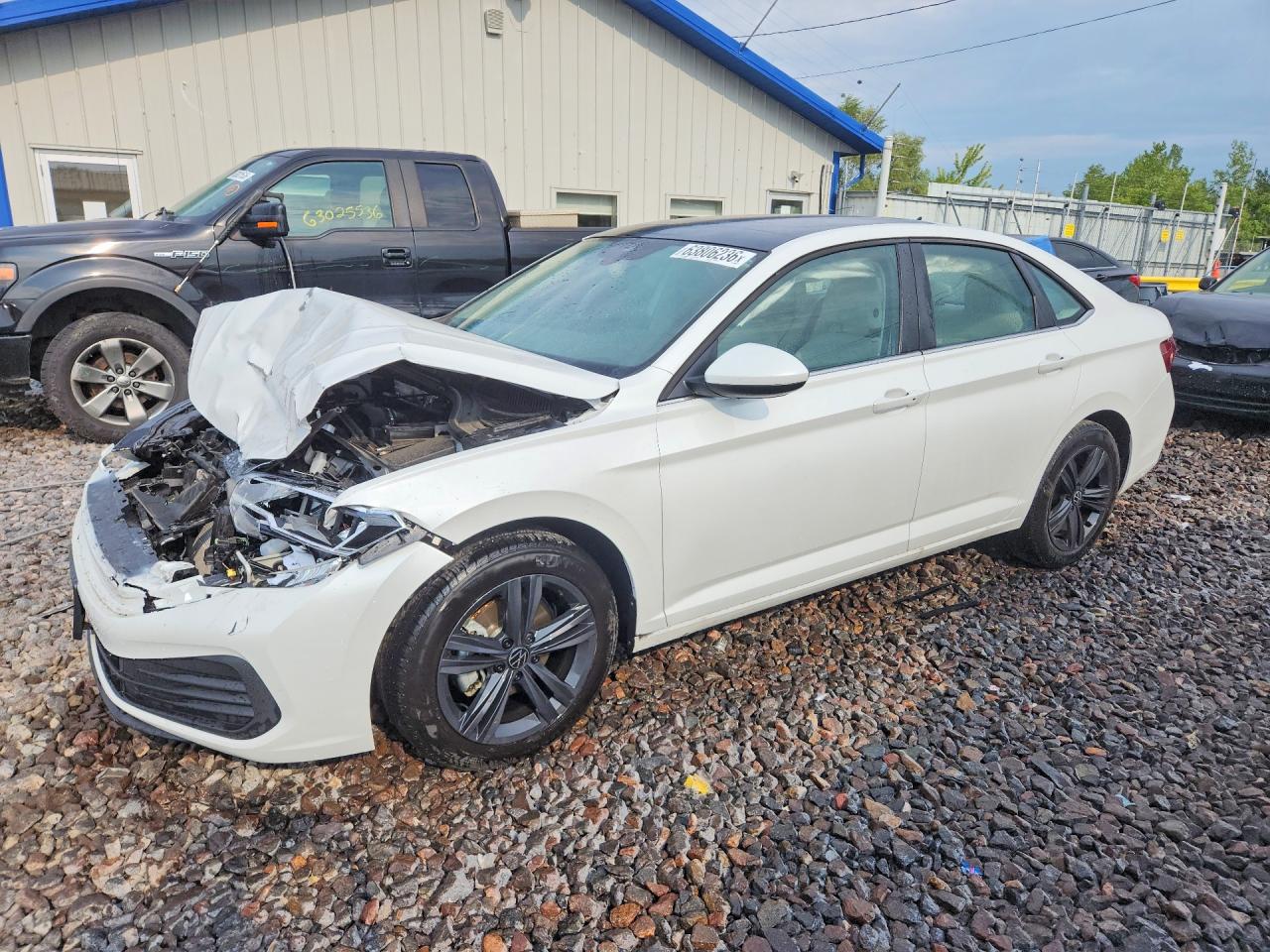 2024 VOLKSWAGEN JETTA SE, SE (AQ301 Trans)