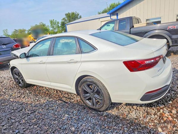 2024 VOLKSWAGEN JETTA SE, SE (AQ301 Trans)