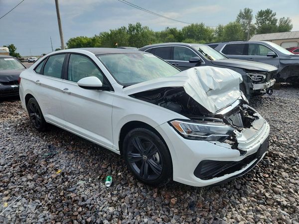 2024 VOLKSWAGEN JETTA SE, SE (AQ301 Trans)