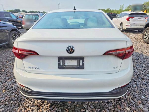 2024 VOLKSWAGEN JETTA SE, SE (AQ301 Trans)