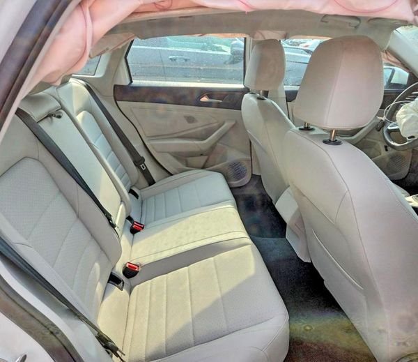 2024 VOLKSWAGEN JETTA SE, SE (AQ301 Trans)