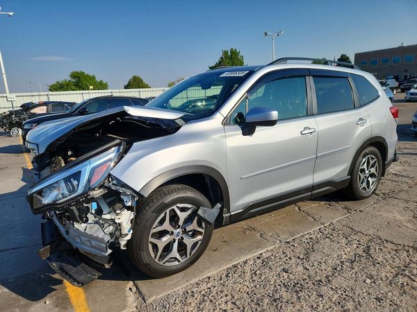 2019 SUBARU FORESTER