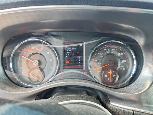 2012 DODGE CHARGER SE