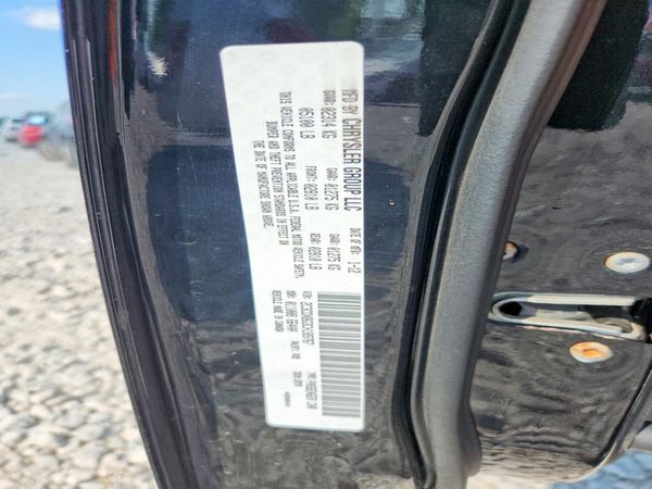 2012 DODGE CHARGER SE