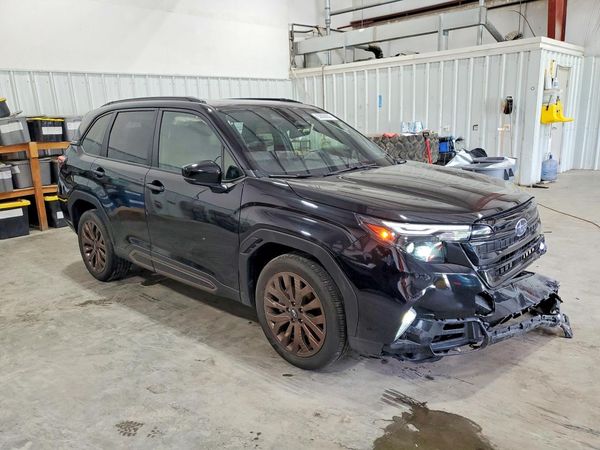2025 SUBARU FORESTER Sport Base