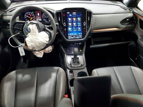 2025 SUBARU FORESTER Sport Base