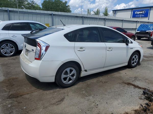 2012 TOYOTA PRIUS