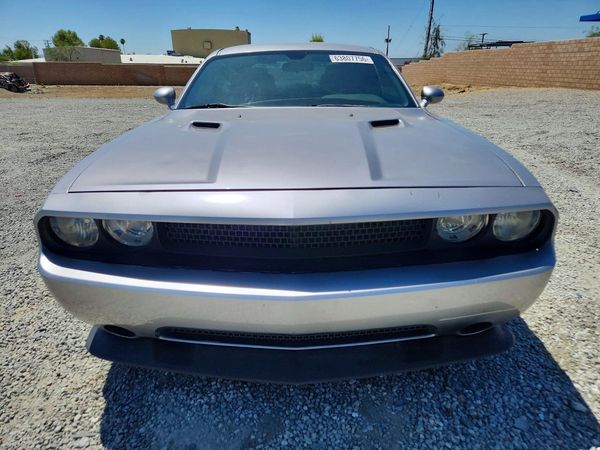 2013 DODGE CHALLENGER Base