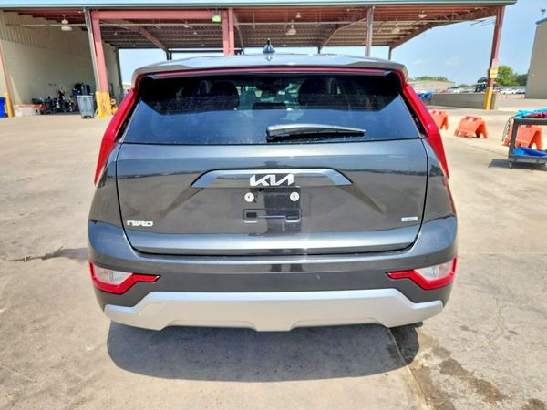 2026 KIA NIRO LX