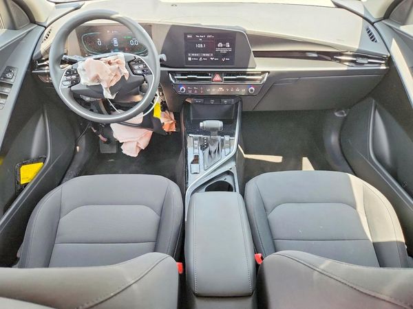 2026 KIA NIRO LX