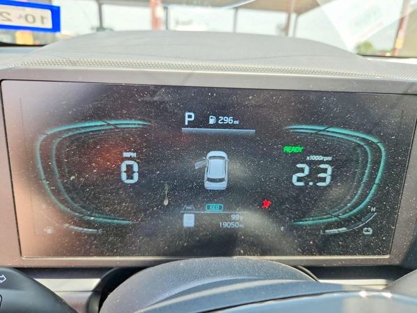 2026 KIA NIRO LX