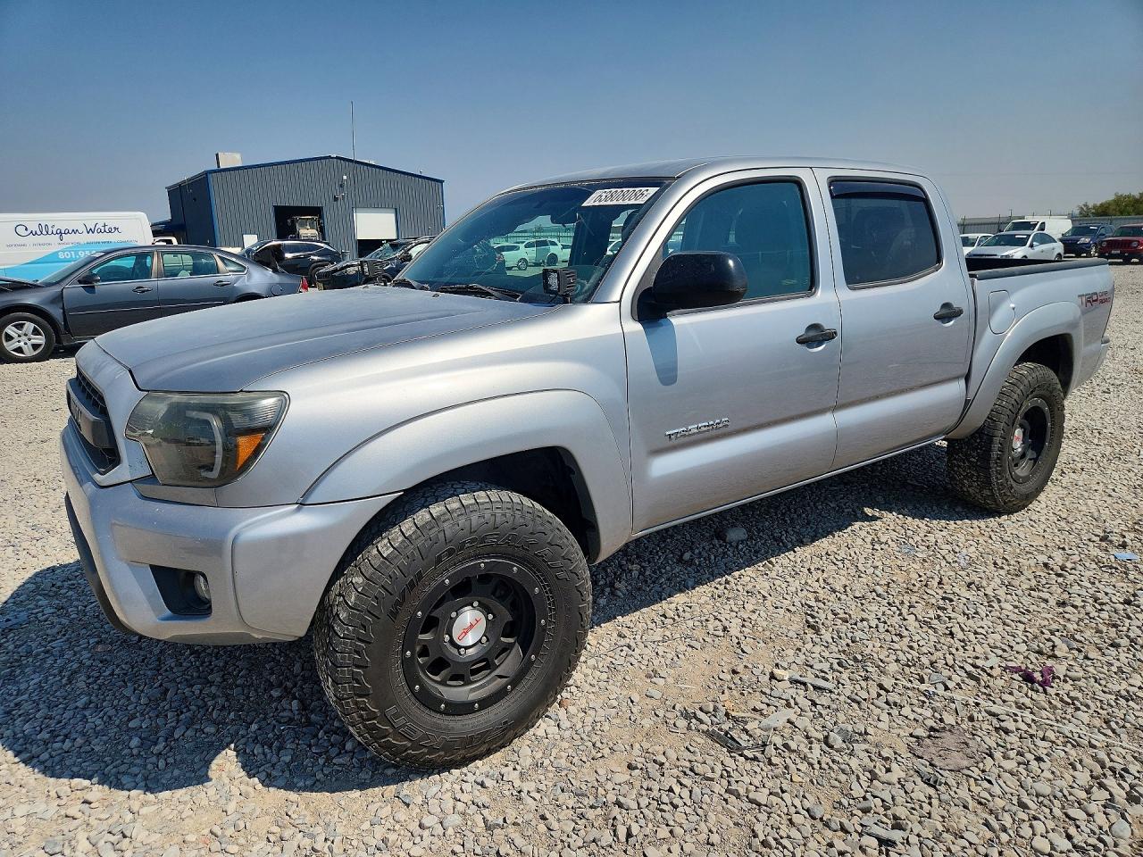 2015 TOYOTA TACOMA Delux Grade
