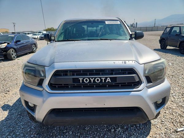 2015 TOYOTA TACOMA Delux Grade