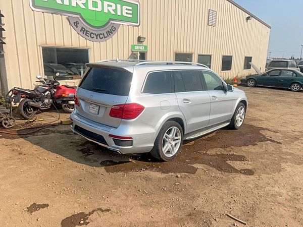 2013 MERCEDES-BENZ GL GL550 4MATIC