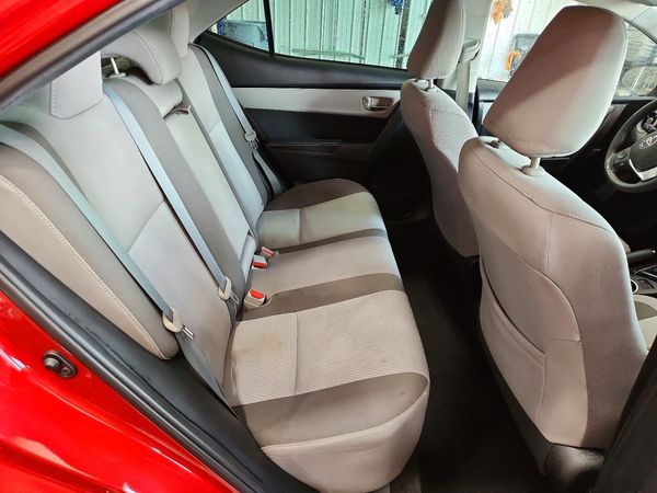 2017 TOYOTA COROLLA