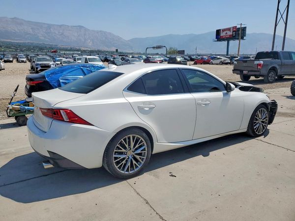 2016 LEXUS IS 300