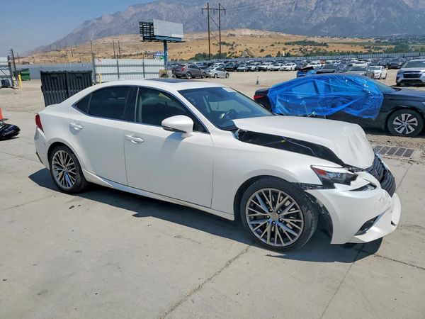 2016 LEXUS IS 300