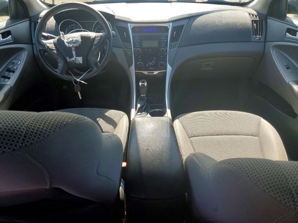 2012 HYUNDAI SONATA Middle-low level