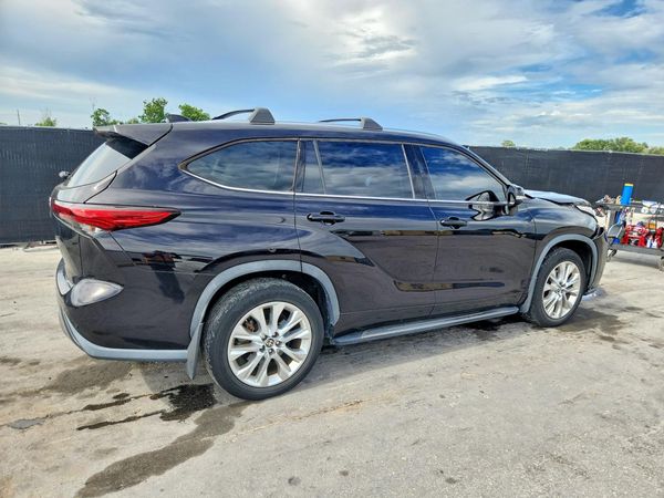 2020 TOYOTA HIGHLANDER Limited