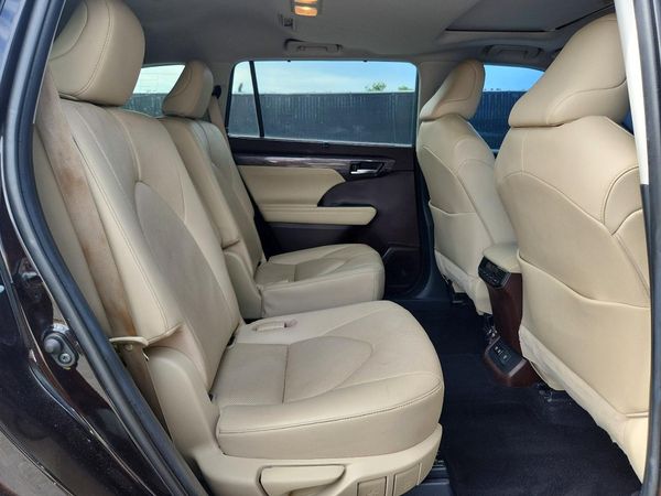 2020 TOYOTA HIGHLANDER Limited